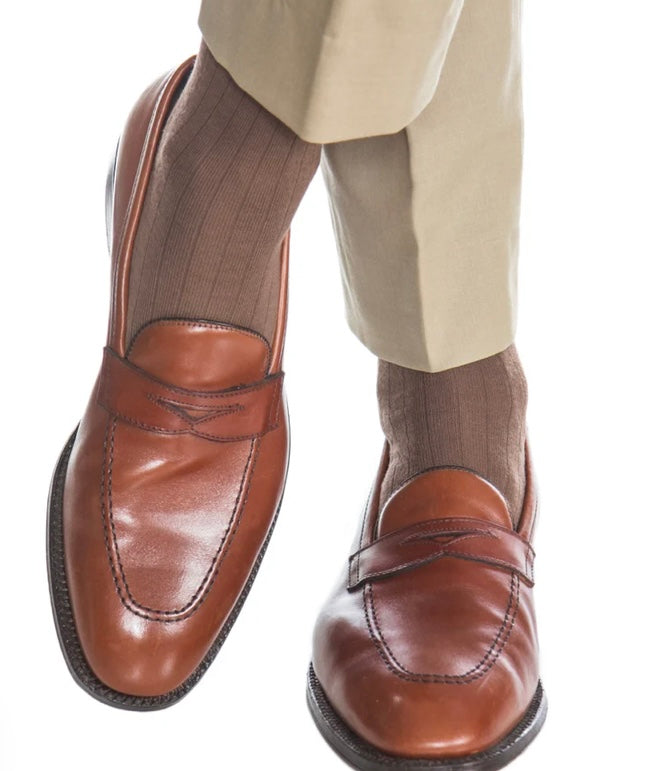 Dapper classics mushroom solid ribbed merino wool sock.